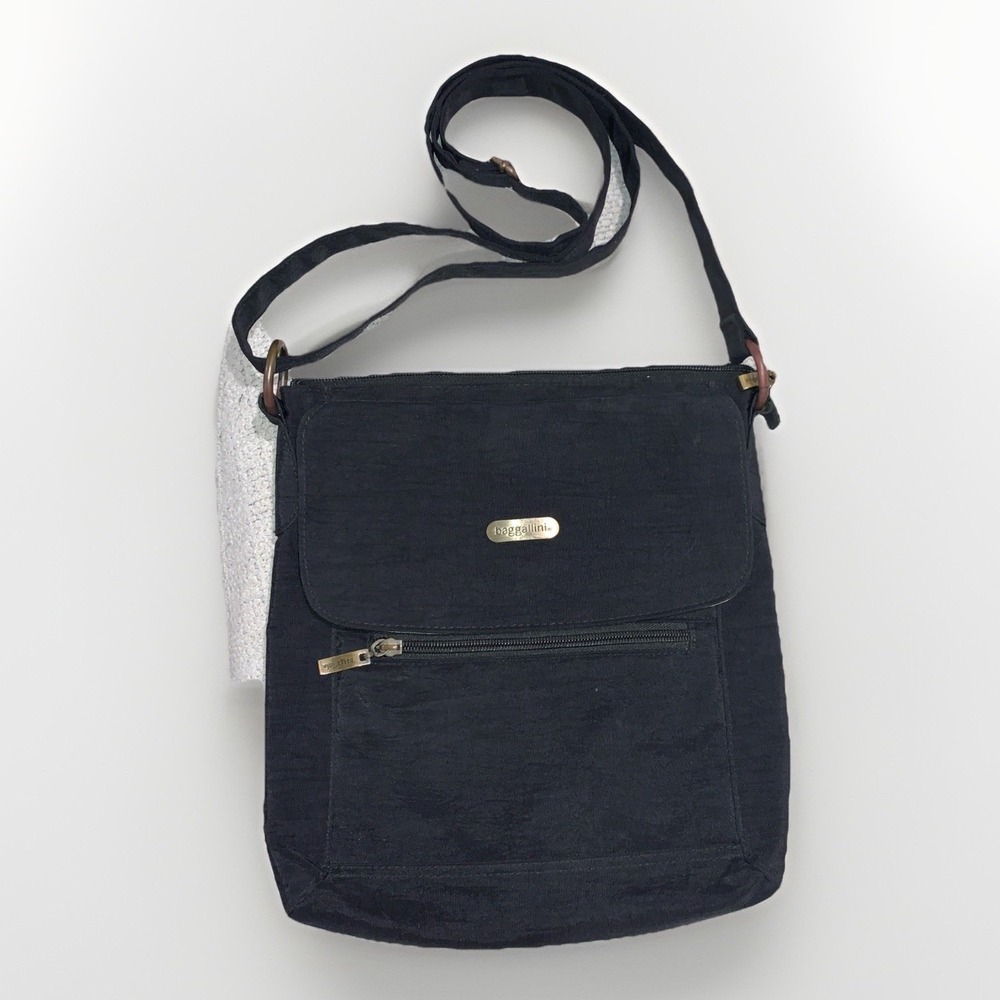 Baggallini Black Nylon Cross-Body Shoulder Bag Lightweight